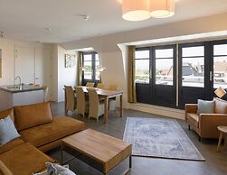 Luxury Apartment Near the sea