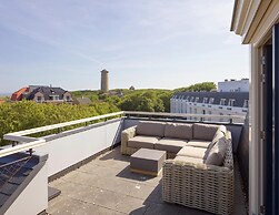 Luxury Apartment Near the sea