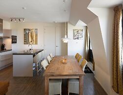 Luxury Apartment Near the sea