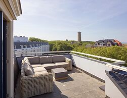 Luxury Apartment Near the sea