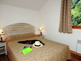 Scenic Chalet Apartment for Groups