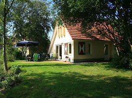 Detached Holiday Home With Microwave, Surrounded by Nature