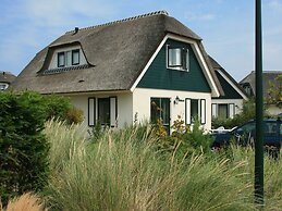 Thatched, Attractive Villa in Julianadorp near Beach