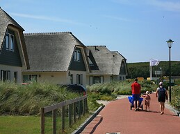 Thatched, Attractive Villa in Julianadorp near Beach