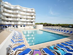 Seaside Escape With Pool
