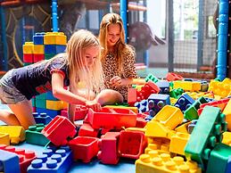 Comfortable Chalet With Dishwasher, Near the Sea in Egmond