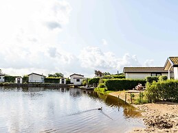 Comfortable Chalet With Dishwasher, Near the Sea in Egmond