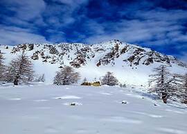 Chalet in Isola Near Ski Slopes
