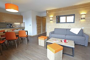 Modern Comfortable Apartment on the Slopes in Les Menuires
