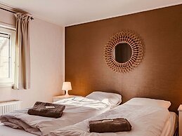 Holiday Home With Terrace in Giethoorn