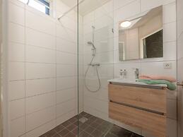 Restyled Bungalow with Dishwasher near Nature Reserve