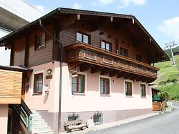 Chalet in Dienten in the Hochkoenig ski Region