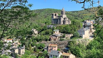 Villa in Saint-nectaire Near Ski Slopes
