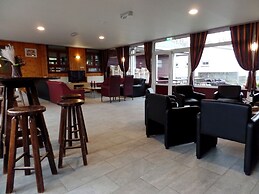 Group Accommodation Near the North Sea