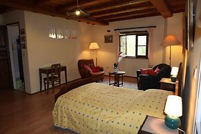 Saint-sauveur Hideaway
