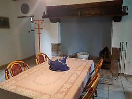 Saint-sauveur Hideaway