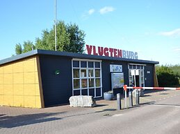 Cozy Chalet With Veranda on the Beach