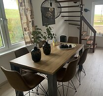 Peaceful Holiday Home With Garden