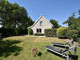 Peaceful Holiday Home With Garden