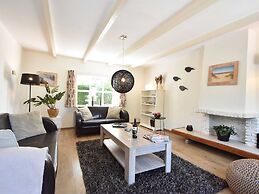 Peaceful Holiday Home With Garden