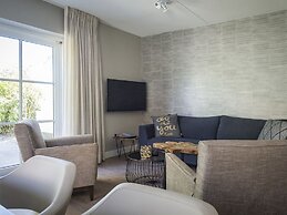 Apartment in De Cocksdorp With Garden