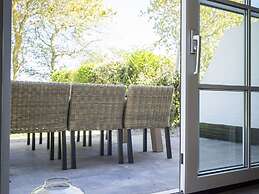 Apartment in De Cocksdorp With Garden