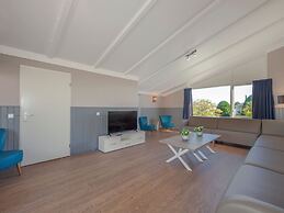 Spacious House Near the Beach