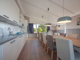 Spacious House Near the Beach