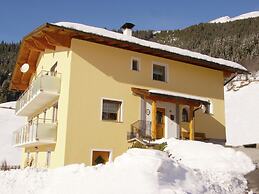 Apartment Near the Lake in Tyrol