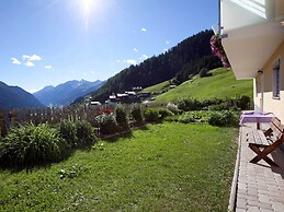 Apartment Near the Lake in Tyrol