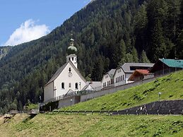 Apartment Near the Lake in Tyrol