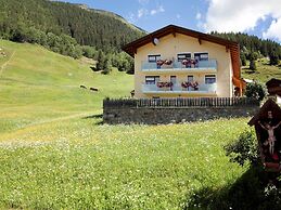 Apartment Near the Lake in Tyrol