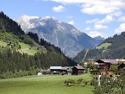 Apartment Near the Lake in Tyrol