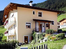Apartment Near the Lake in Tyrol