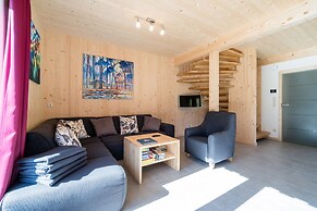Amazing Chalet With Sauna