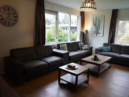 Comfortable House With hot tub