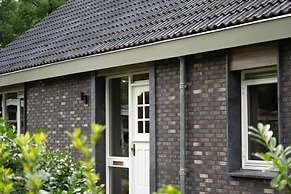 Comfortable House With hot tub