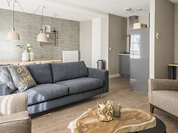 Farmhouse in De Cocksdorp With Private Terrace