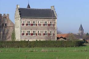 Cozy Apartment in Roasting near Belgian Border