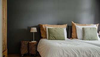 Forest Cottage Near Leenderbos