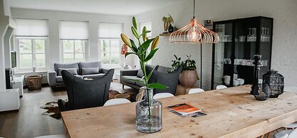 Forest Cottage Near Leenderbos