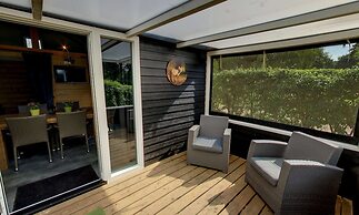 Glamping With Comfort in Ijhorst