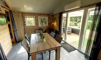 Glamping With Comfort in Ijhorst