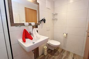 Spacious Apartment in Kleinarl near Ski Lift