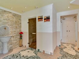 Cozy Apartment With Wellness Area
