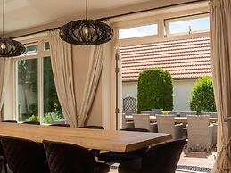 Tasteful Holiday Home With Spacious Garden
