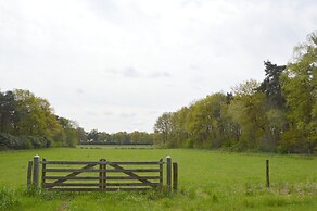 Unique Holiday Home in Stramproy near Forest