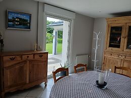 Peaceful Garden Retreat, Epiniac