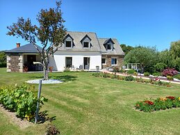 Peaceful Garden Retreat, Epiniac
