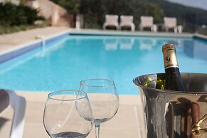 Elegant Villa With Pool, Cabris